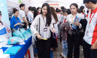 Sinh viên Đắk Lắk trải nghiệm và hội nhập