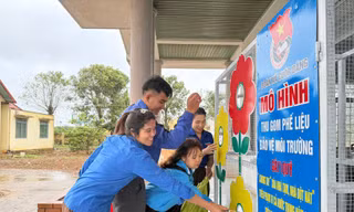 Tuổi trẻ Đắk Lắk bảo vệ môi trường, gây quỹ 'xóa nhà tạm, nhà dột nát'