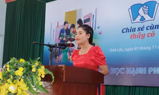 Cô giáo Đắk Lắk được Trung ương Hội LHTN Việt Nam tuyên dương 