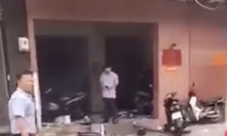 Nổ tại trụ sở công an phường, một nữ cán bộ bị thương