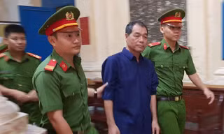 Bị cáo Trầm Bê lĩnh 4 năm tù