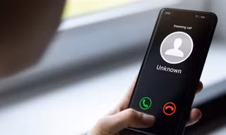 Nhiều thuê bao MobiFone gặp khó khăn trong liên lạc từ cuối chiều nay. Ảnh minh họa.