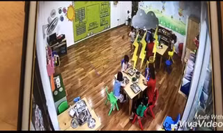 Hình ảnh cắt từ camera ghi lại sự việc