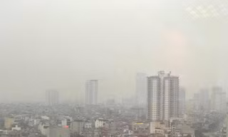 Hà Nội lại bước vào đợt ô nhiễm không khí mới, dự báo kéo dài.