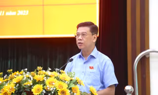 Phó Chủ tịch UBND TP.HCM: Không phải tất cả lòng đường, vỉa hè đều thu phí