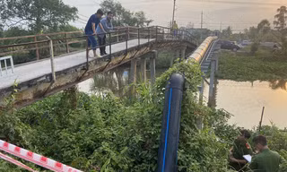 Bản tin 8H: Phát hiện thi thể hai thanh niên dưới kênh