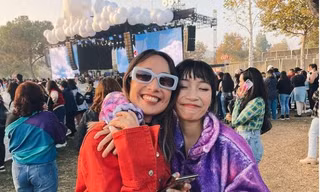 Hai con gái của Diva Mỹ Linh xinh đẹp hội ngộ trên đất Mỹ 