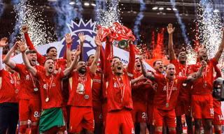  Liverpool vô địch Premier League 2024/25. 