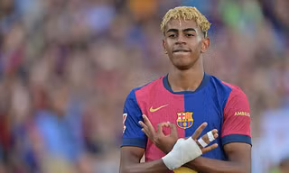 Barcelona tăng lương gấp 10 lần, 'trói chân' Lamine Yamal đến năm 2031