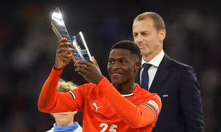 Nuno Mendes xuất sắc nhất chung kết Nations League 2024/25