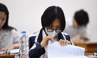 Học sinh thi tốt nghiệp THPT năm 2024 ở Hà Nội Ảnh: NHƯ Ý
