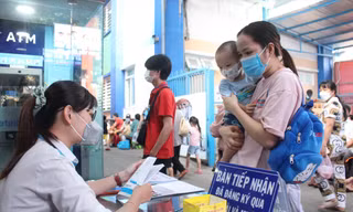Các bệnh viện đang chủ động giám sát, phát hiện bệnh đậu mùa khỉ ảnh: Vân Sơn 