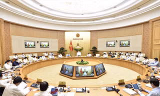 Theo TS Thang Văn Phúc, cần giảm cấp trung gian, đề cao trách nhiệm bộ trưởng, trưởng ngành. Trong ảnh: Một phiên họp chính phủ (Ảnh: Như Ý)