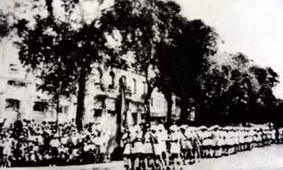 Lực lượng Thanh niên Tiền Phong diễu hành ngày 2/9/1956 tại Sài Gòn