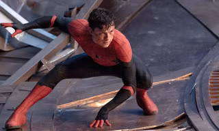 Tom Holland trong phim Spider-Man: No Way Home. Ảnh: Sony Pictures