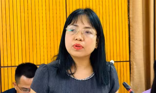 Bà Nguyễn Thị Minh Phương (Phó Cục trưởng Cục Quản lý và xử lý vi phạm hành chính, Bộ Tư pháp) tại buổi họp báo