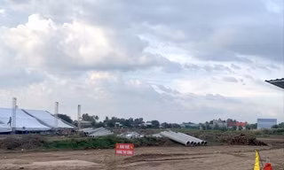 Dự án Iris Residence đã rao bán và thu tiền của khách hàng nhưng vẫn đang trong quá trình san lấp mặt bằng