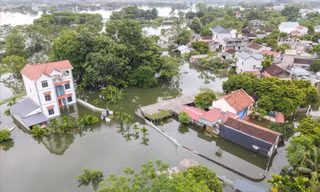 Trên địa bàn huyện Chương Mỹ còn 20 thôn xóm bị ngập 
