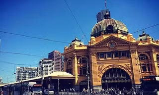 Mối đe dọa tập trung vào ga tàu Flinders (ảnh), Quảng trường Federation, Nhà thờ St Paul. Ảnh: Australian.