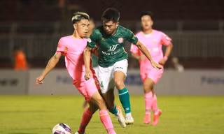 Lee Nguyễn kiến tạo 1 bàn trong chiến thắng 2-1 trước Sài Gòn FC Ảnh: TV