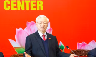 Tổng Bí thư Nguyễn Phú Trọng phát biểu và trả lời báo chí tại Trung tâm Báo chí Đại hội XIII của Đảng, ngày 1/2/2021 ảnh: Như Ý