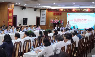 Toàn cảnh hội nghị đối thoại Ảnh: Nhàn Lê 
