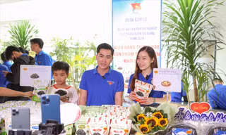 Chợ phiên OCOP trực tuyến đầu tiên được Thành Đoàn Đà Nẵng tổ chức lan tỏa mạnh mẽ trên mạng xã hội, hỗ trợ quảng bá sản phẩm OCOP, sản phẩm khởi nghiệp thanh niên Ảnh: Giang Thanh 