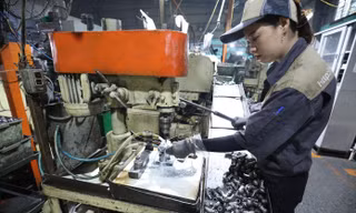 Có chính sách mới giúp doanh nghiệp công nghiệp hỗ trợ tiếp cận vốn để đầu tư dây chuyền công nghệ sẽ giúp các doanh nghiệp tham gia sâu hơn vào chuỗi sản xuất toàn cầu Ảnh: Như Ý