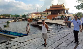 Sạt lở sát chân di tích miếu bà Thủy Long