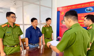 Gây thiệt hại 45 tỷ đồng, nguyên trưởng phòng tài chính huyện ở Bạc Liêu bị bắt