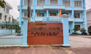 Đình chỉ chức vụ Chánh Thanh tra Sở Nông nghiệp Cà Mau