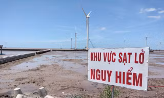 Bạc Liêu lệnh khẩn cấp xử lý sạt lở đê biển Đông