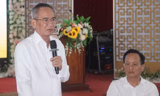 Doanh nghiệp xin 'gỡ' vi phạm, Bí thư Tỉnh ủy bảo không 