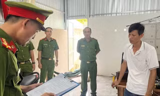 Đề nghị xử lý ba lãnh đạo xã chứng thực hơn 100 hợp đồng mua bán xe khống