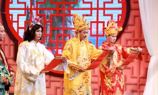 Táo quân 2017: 'Trên trải thảm dưới trải đinh'