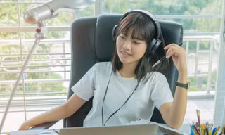 Nghe nhạc giúp bạn đỡ buồn