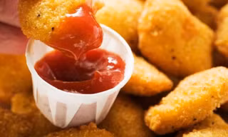 gà chiên McNuggets