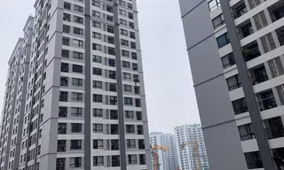 Nhiều người dân ở chung cư Hà Nội sáng nay cảm thấy rung lắc do ảnh hưởng từ động đất ở Lào
