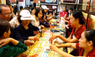 Đề xuất đánh thuế vàng: Đừng đánh vào tiền tích cóp của dân