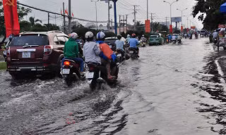 Mưa gần 1 giờ giải nhiệt ĐBSCL