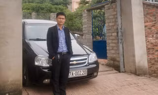 Anh Nguyễn Mạnh Hùng với chuyến xe 0 đồng