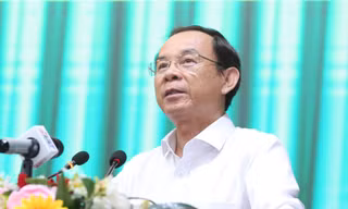 Bí thư TPHCM: Ưu tiên số 1 là xây dựng tiềm lực khu vực phòng thủ 