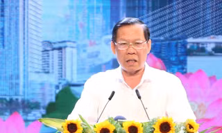 Chủ tịch TPHCM nói về việc điều chuyển, xử lý cán bộ ‘không ồn ào’