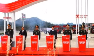 Nghi lễ khai trương.