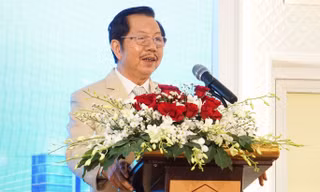 'Sếp lớn' doanh nghiệp chi 800 tỷ mua cổ phiếu là ai?