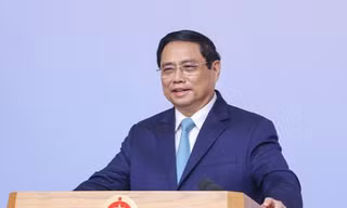 Thủ tướng: Du lịch Việt Nam mở cửa sớm, nhưng 'đi trước về chậm'