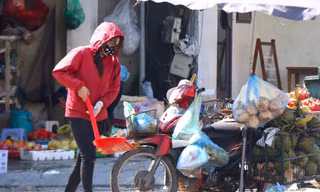 Hà Nội dự kiến cấm xe: Lời gan ruột của những người 'chạy ăn' từng bữa!