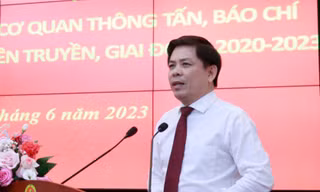 'Báo chí cần chủ động bác bỏ nội dung bôi nhọ, bịa đặt'