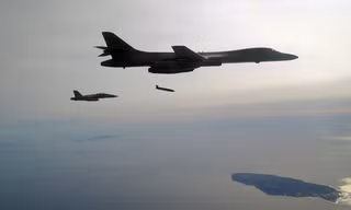 Một máy bay phản lực triển khai tên lửa chống hạm tầm xa của Lockheed Martin. Ảnh: Lockheed Martin.
