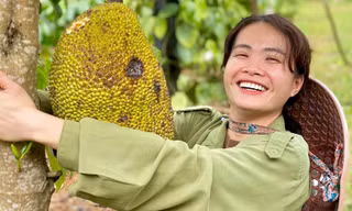 Cô nông dân 'triệu view'